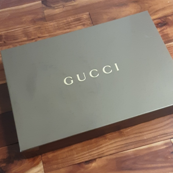 AUTHENTIC GUCCI GG GUCCISSIMA LOGO WOOL / CASHMERE FRINGED BLANKET - Picture 9 of 11